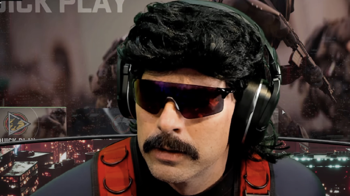 Dr Disrespect Bela Diri dengan “Definisi Hukum” Sexting di Streaming Kembali